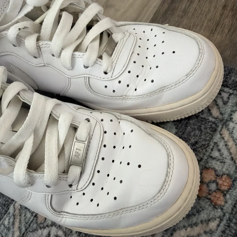 Nike Men's Air Force 1 '07 Mid White - Men's Size 7.5